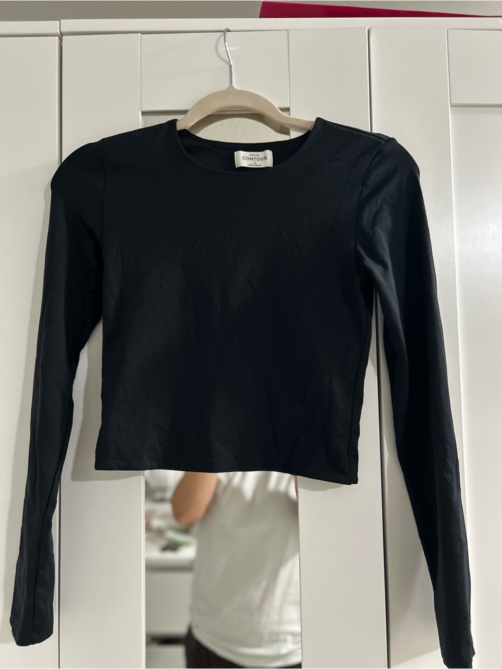 Babaton Contour Black Long-Sleeve